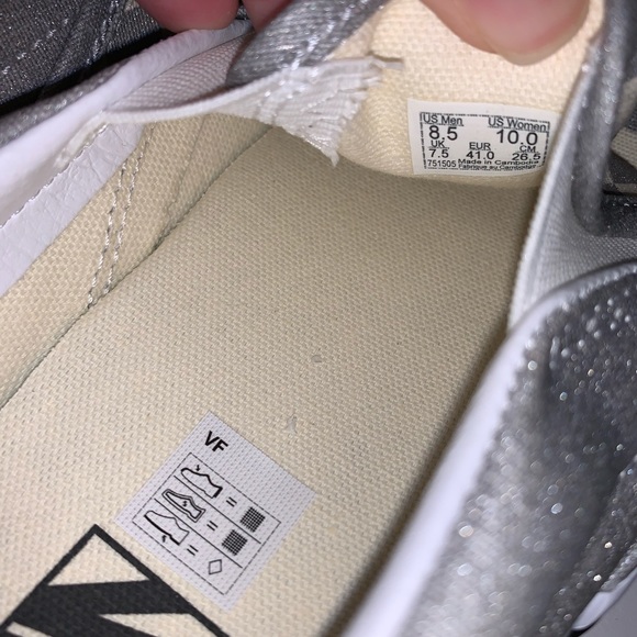 NWB Vans Classic Slip-On Checkerboard Silver - Picture 7 of 11